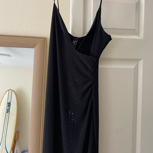 Vintage Black Maxi Dress - Picture 3 of 9